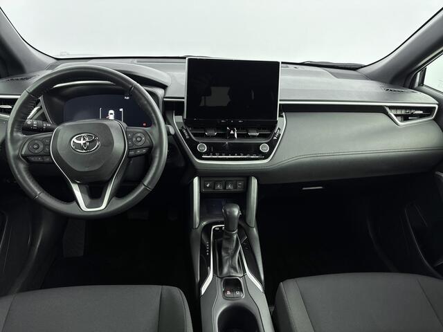 Toyota COROLLA Cross Hybrid 140 Style Bi-Tone Limited | Parkeersensoren V+A | Apple Carplay -/ Android Auto | Parkeercamera | Stoelverwarming |