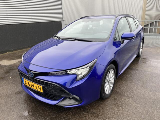 Toyota COROLLA Touring Sports Hybrid 140 Active NL Auto, boekjes compleet, navigatie Apple CarPlay/Android Auto, adaptieve cruise control, achteruitrij camera, keyless