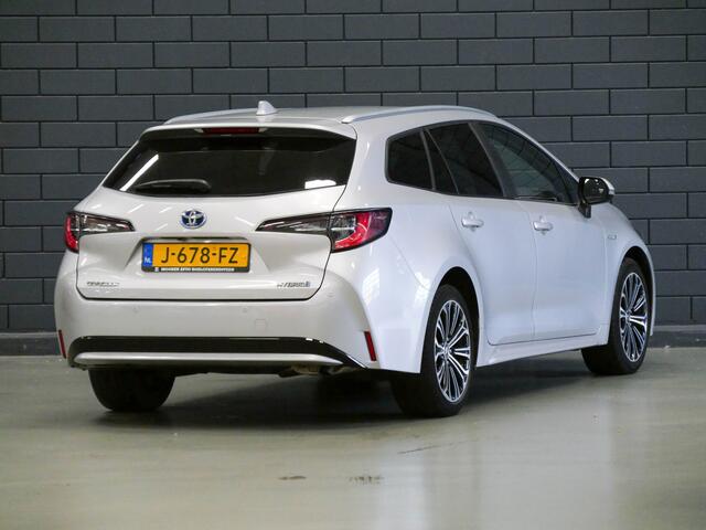 Toyota COROLLA Touring Sports 1.8 Hybrid Business Plus | CAMERA | APPLE CARPLAY | CRUISE CONTROL |