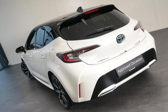 Toyota COROLLA 2.0 Hybrid Executive Limited Bitone , Leder
