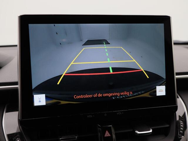 Toyota COROLLA Cross 2.0 High Power Hybrid First Edition | Trekhaak | Adaptive Cruise | Leder | Stoelverwarming | Bluetooth | Navigatie | Camera | 18 inch | 69.241 Km!!