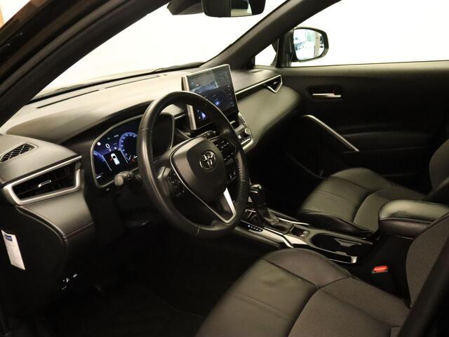 Toyota COROLLA Cross 2.0 Hybrid 200 Style - ORIGINEEL NEDERLANDSE AUTO - ELEKTRISCHE ACHTERKLEP - APPLE CARPLAY/ANDROID AUTO - ACHTERUITRIJCAMERA - AIRCO (AUTOMATISCH) - DODEHOEKDETECTIE - ADAPTIEVE CRUISE CONTROL - KEYLESS ENTRY/START - PARKEERSENSOREN VOOR EN ACHTER