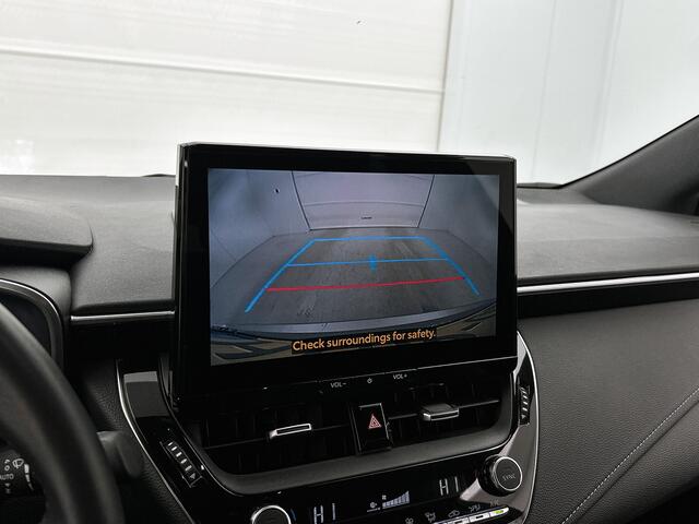 Toyota COROLLA Touring Sports Hybrid 140 Dynamic | Navigatie | PDC | Halfleder | Stoelverwarming |