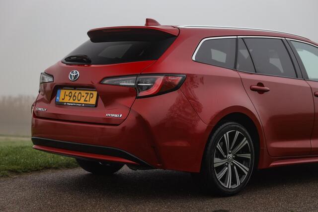 Toyota COROLLA Touring Sports 1.8 Hybrid Dynamic ? Camera ? CarPlay ? Stoelverwarming