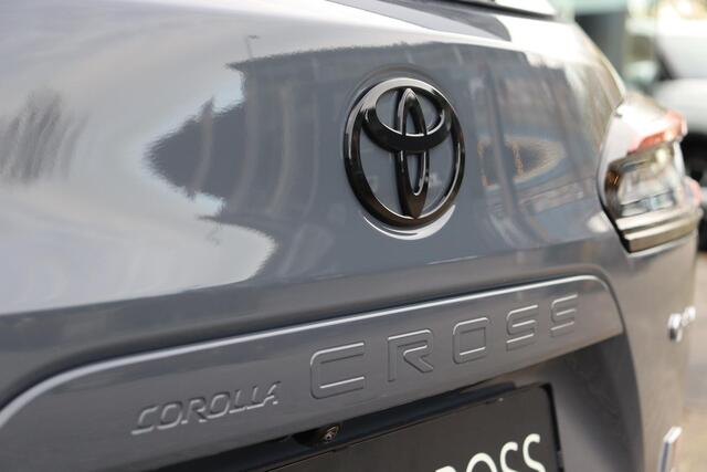Toyota COROLLA Cross Hybrid 180 GR Sport , Nieuw en direct leverbaar met ¤1.500,- voordeel