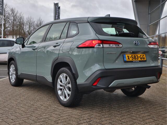 Toyota COROLLA Cross 2.0 Hybrid Active | Navigatie | Stoelverwarming | Stuurverwarming | Apple Carplay/Android Auto | Adaptieve cruise control |