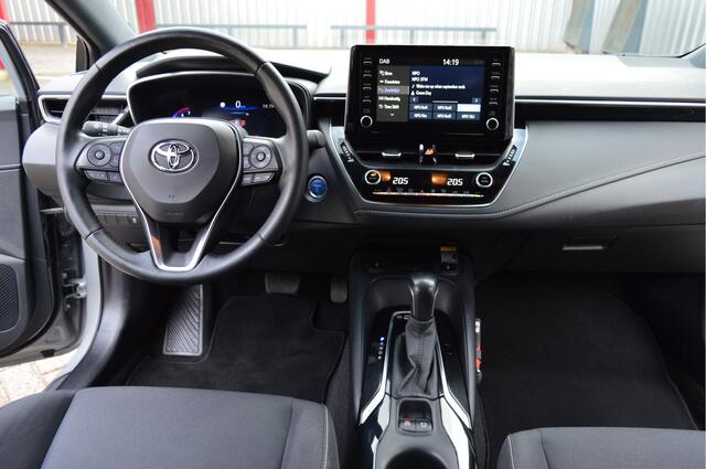 Toyota COROLLA Touring Sports 1.8 Hybrid Business Plus O.a: Afn. Haak, ACC, Camera, Dakdragers, Stoelverw, Etc. All-in prijs!
