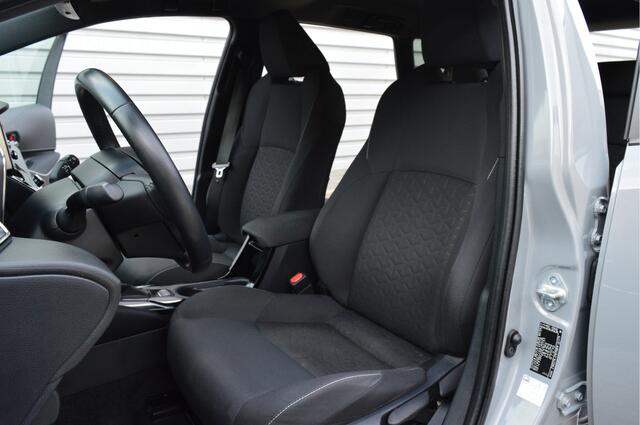 Toyota COROLLA Touring Sports 1.8 Hybrid Business Plus O.a: Afn. Haak, ACC, Camera, Dakdragers, Stoelverw, Etc. All-in prijs!