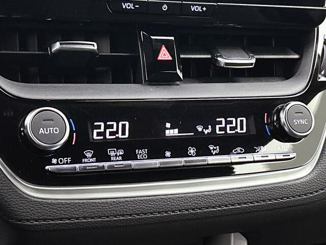 Toyota COROLLA Cross Hybrid 140 Style | NL auto |