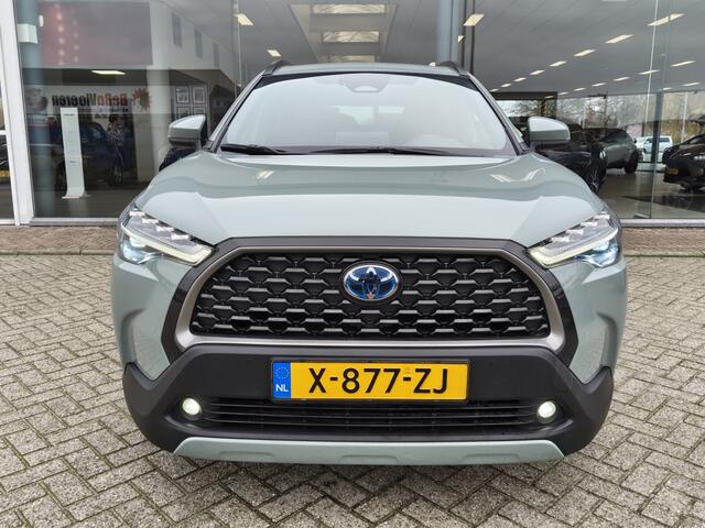 Toyota COROLLA Hybrid 140 Style + Premium Pack | Trekhaak | Half Leder | Stoelv