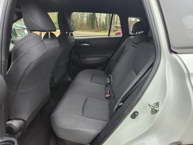 Toyota COROLLA 2.0 High Power First Ed. Trekhaak, Apple/Android, Stoel/stuurverwarming