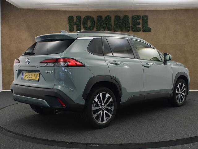 Toyota COROLLA Cross 2.0 High Power Hybrid First Edition - ORIGINEEL NEDERLANDSE AUTO - AFKOMSTIG VAN 1E EIGENAAR - 18 INCH LICHT METALEN VELGEN - DRAADLOZE TELEFOONLADER - ELEKTRISCHE ACHTERKLEP - THUISKOMER - VOORSTOELEN VERWARMD - PARKEERSENSOREN VOOR/ ACHTER - DEELS