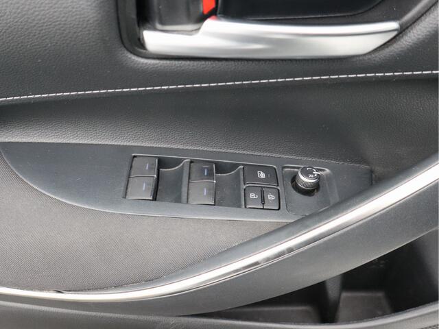 Toyota COROLLA Touring Sports 1.2 Turbo Active/ trekhaak/ lage km/ zeer mooi!