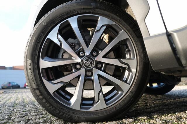 Toyota COROLLA 2.0 Hybrid 200 First Edition Automaat | Apple Carplay en Android