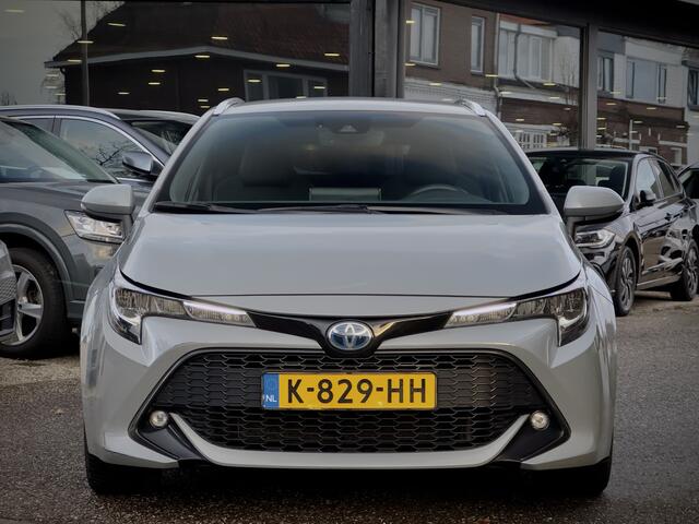 Toyota COROLLA Touring Sports 1.8 HYBRIDE PLUS AUT LEDER NAVI CAMERA LED LMV PDC