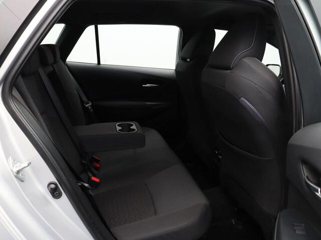 Toyota COROLLA Touring Sports 1.8 Hybrid Active | Apple Carplay & Android Auto | Climate Control | Achteruitrijcamera |