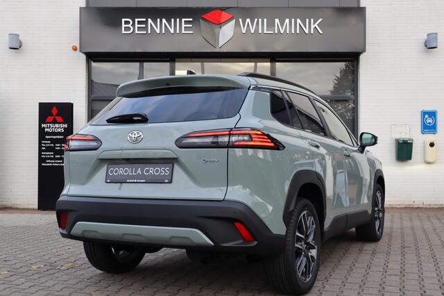Toyota COROLLA Cross Hybrid 140 Dynamic Panoramadak