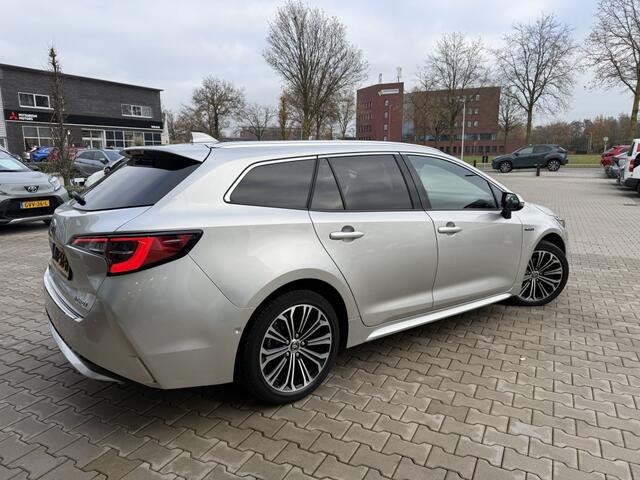 Toyota COROLLA Touring Sports 1.8 Hybrid Executive Edition | Head Up | Blindspot | Parkeersens
