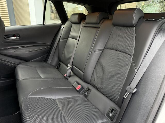 Toyota COROLLA Touring Sports 1.8 Hybrid Executive Edition | Head Up | Blindspot | Parkeersens