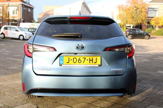 Toyota COROLLA Touring Sports 1.8 Hybrid Business Plus
