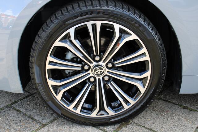 Toyota COROLLA Touring Sports 1.8 Hybrid Business Plus