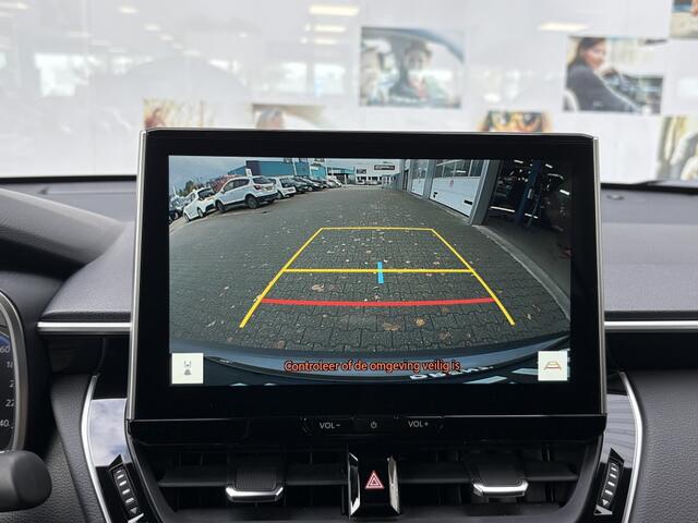 Toyota COROLLA Cross Hybrid 140 Style | Stuur + Stoelverwarming | Blindspot |