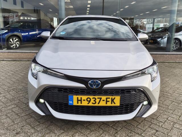Toyota COROLLA 1.8 Hybrid Dynamic | Sensoren voor | Stoelverwarming | Android A