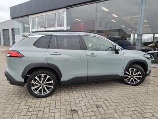 toyota-corolla-cross-hybrid-140-sty