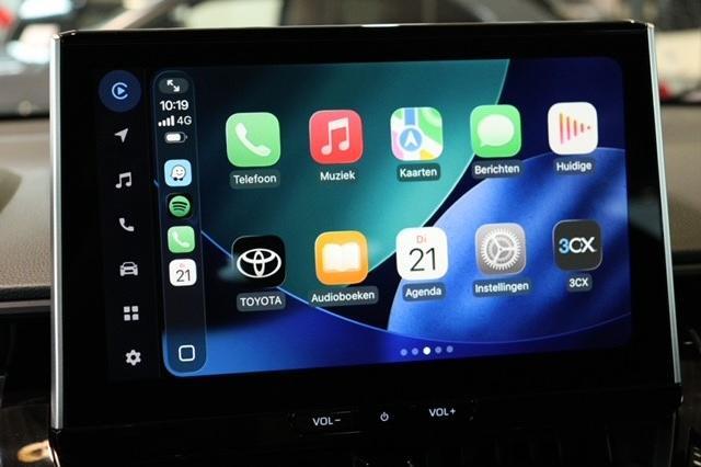 Toyota COROLLA Cross Hybrid 140 Dynamic, Apple carplay / Android auto, Parkeersensoren, Stoelverwarming, Stuurverwarming, Elektrische achterklep, BSM.