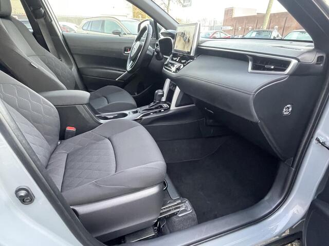 Toyota COROLLA Cross Hybrid 200 Style