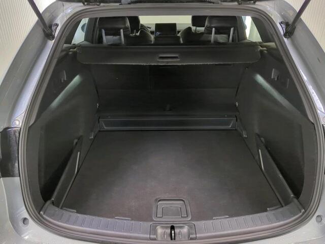 Toyota COROLLA Touring Sports 1.8 Hybrid Business Plus Volledig Leder Airco ECC Navi Carplay PDC VA + Camera Adaptive Cruise Control Full LED 17" Velgen NL Auto 1e Eig. Dealer onderhouden