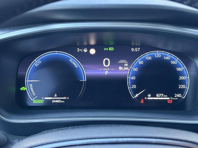 Toyota COROLLA Touring Sports Hybrid 140 Dynamic **STOELVERWARMING/ KEYLESS/ PARKEERSENSOREN/ GARANTIE**