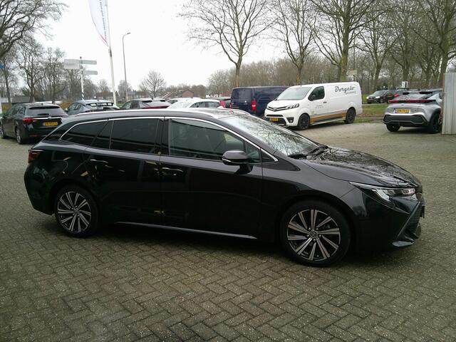 Toyota COROLLA Touring Sports 1.8 Hybrid Business Plus