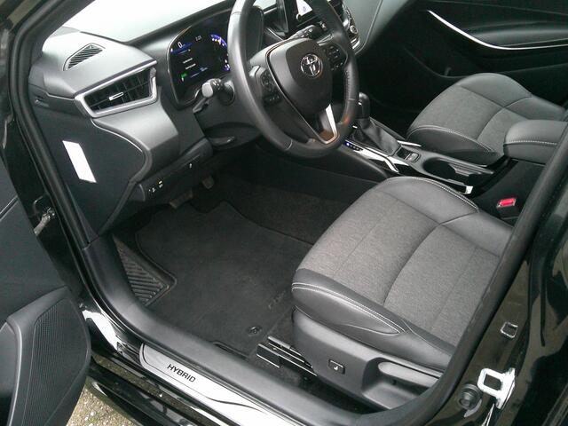 Toyota COROLLA Touring Sports 1.8 Hybrid Business Plus