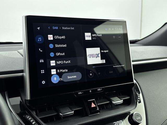 Toyota COROLLA Cross Hybrid 140 Style Bi-Tone | Stoel -/ Stuur Verwarming | Parkeersensoren V+A |