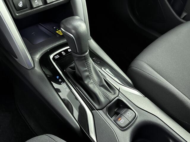 Toyota COROLLA Cross Hybrid 140 Style Bi-Tone | Stoel -/ Stuur Verwarming | Parkeersensoren V+A |