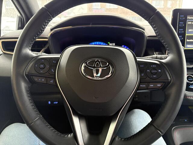 Toyota COROLLA Touring Sports 1.8 Hybrid Executive | Trekhaak | Stoelverwarming | Head-up Display | Camera | Full LED |
