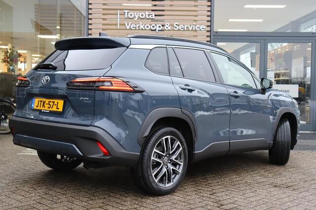 Toyota COROLLA Cross Hybrid 140 Dynamic , Stuur- en stoelverwarming, nu met ¤1.500,- demovoordeel!