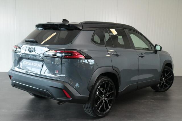 Toyota COROLLA Cross Hybrid 180 GR Sport, Plus Pack, Nieuw en in juni leverbaar!