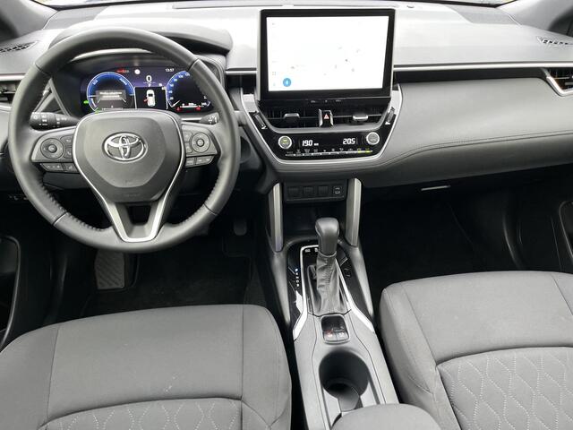 Toyota COROLLA Cross Hybrid 140 Style | Navigatie | Parkeersensoren | Elektrische achterklep | 18 inch LM-velgen |