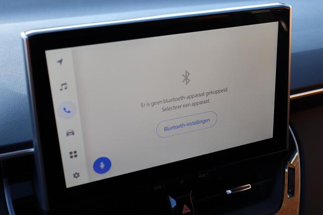 Toyota COROLLA Cross Hybrid 140 Dynamic | Stoel & Stuurverwarming | Dodehoekdetectie | Adaptief Cruise & Climate Control | Parkeersensoren Voor & Achter | Nieuw en direct beschikbaar!