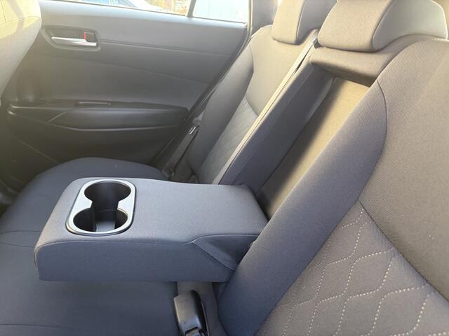 Toyota COROLLA Cross 2.0 High Power Hybrid Active NL Auto 200PK Navi Carplay Cruise