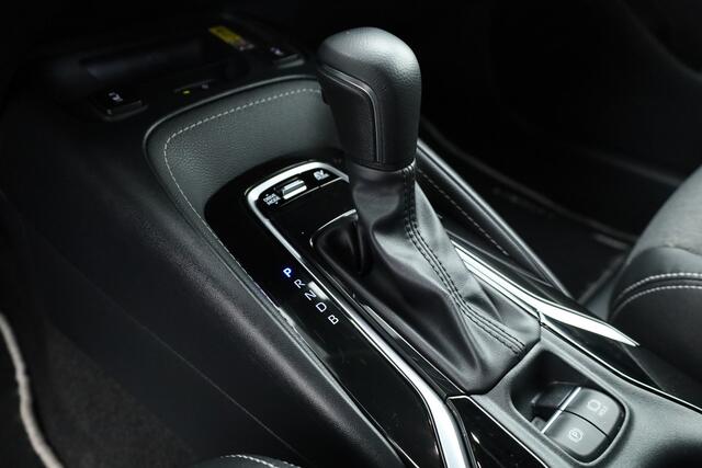 Toyota COROLLA Touring Sports 1.8 First Edition Hybrid 140 | Adapt. Cruise | Stoel- Stuurverw. | Keyless | Camera | Apple CarPlay & Android Auto