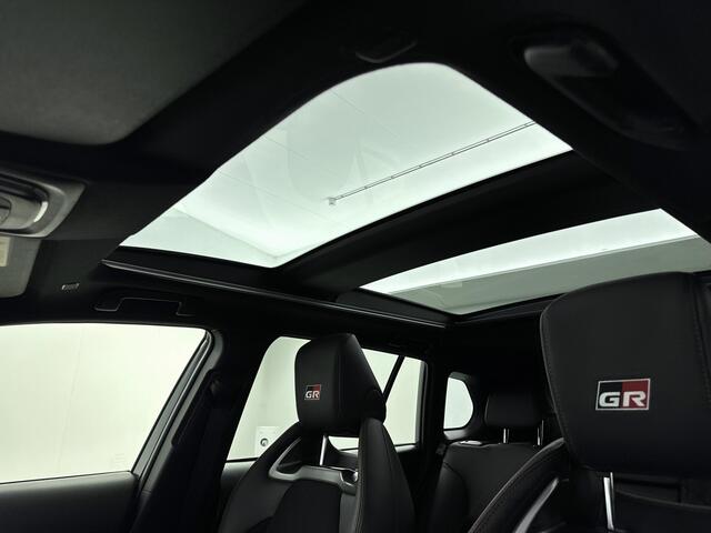 Toyota COROLLA Cross Hybrid 180 GR Sport