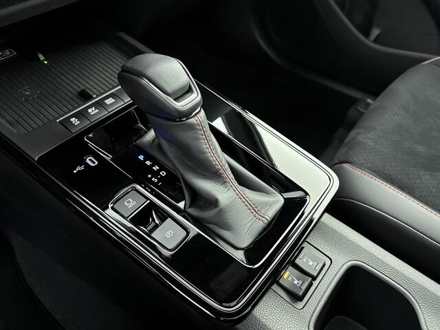 Toyota COROLLA Cross Hybrid 180 GR Sport