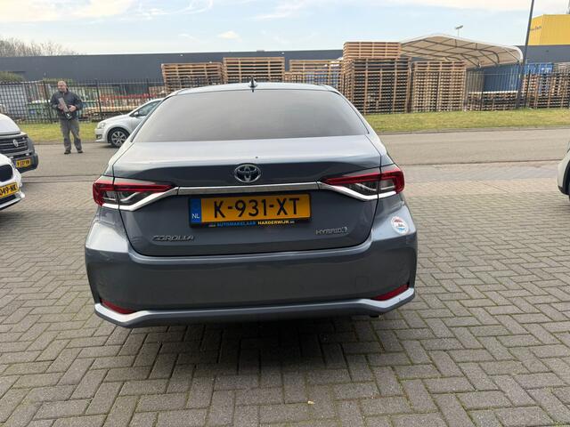 Toyota COROLLA 1.8 Hybrid Active | 2E EIGENAAR | 12MND GARANTIE | NAVI | CRUISE | LMV |