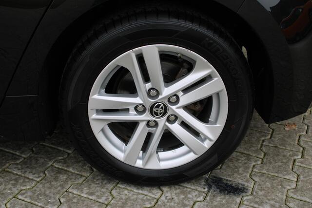 Toyota COROLLA 1.8 Hybrid Active | Incl. 12 maanden garantie | Adaptieve cruise control | Climate control | Apple carplay/Android auto | DAB radio | Parkercamera | Navigatie |