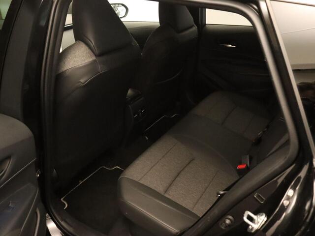 Toyota COROLLA Touring Sports Hybrid 140 Business Plus - ORIGINEEL NEDERLANDSE AUTO - AFKOMSTIG VAN 1 E EIGENAAR - DEALER ONDERHOUDEN - ELEKTRISCHE ACHTERKLEP - HALF LEDEREN BEKLEDING - PARKEERSENSOREN VOOR/ ACHTER - VOORSTOELEN VERWARMD - NAVIGATIE - KEYLESS ENTRY/ STA