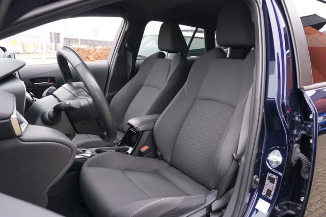 Toyota COROLLA 1.8 Hybrid Style + DODEHOEK / STUURVERWARMING / VOORRUITVERWARMING