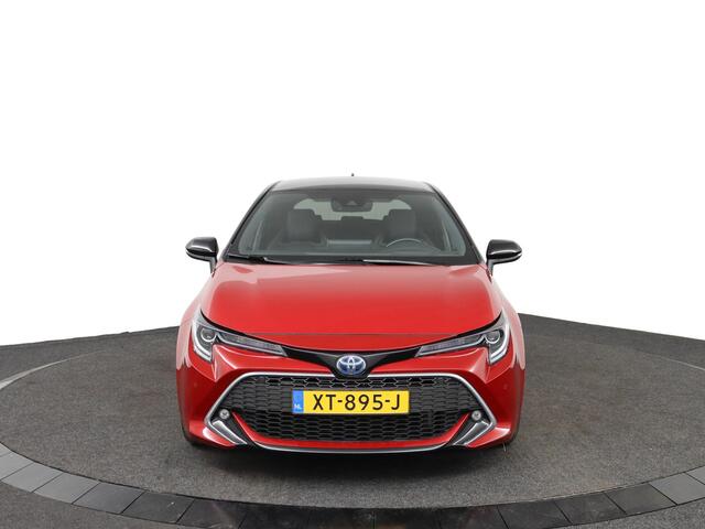 Toyota COROLLA 2.0 Hybrid Executive | Parkeer sensoren | Navigatie | Head-Up display |